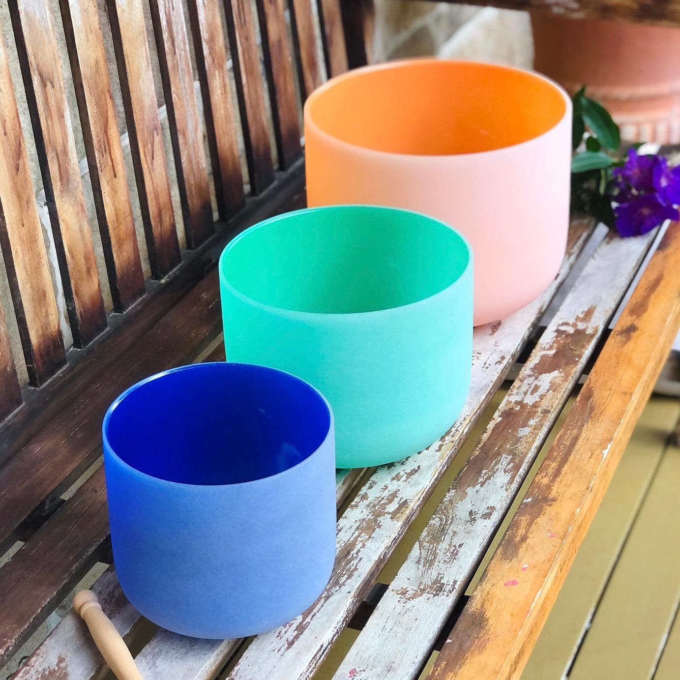 Set of 3 Colour Crystal Singing Bowls in Carry Bag